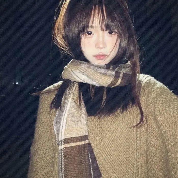 阁楼里的花海报