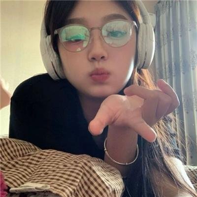快活牛仔海报